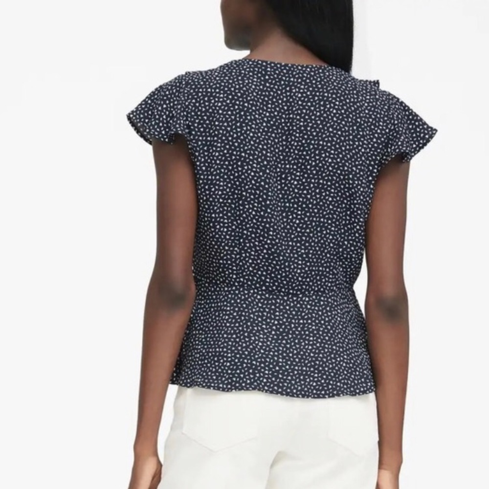NWT Banana Republic's Leaf Print Ruffle-Wrap Top - Picture 3 of 7